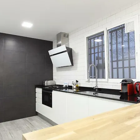 5 Senses Apartment